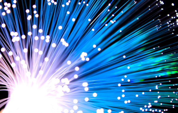 Los operadores pagarán un 40% menos por la red de fibra y cobre de Telefónica